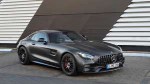 Mercedes AMG GT Mercedes AMG GT jako porównanie do instalacji Inteligentnego Domu